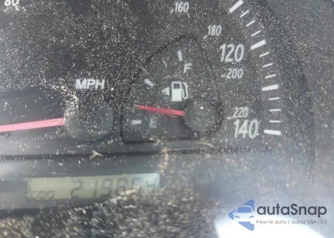 2003 Toyota Camry Le from USA, damaged, VIN 4T1BE32K83U734744